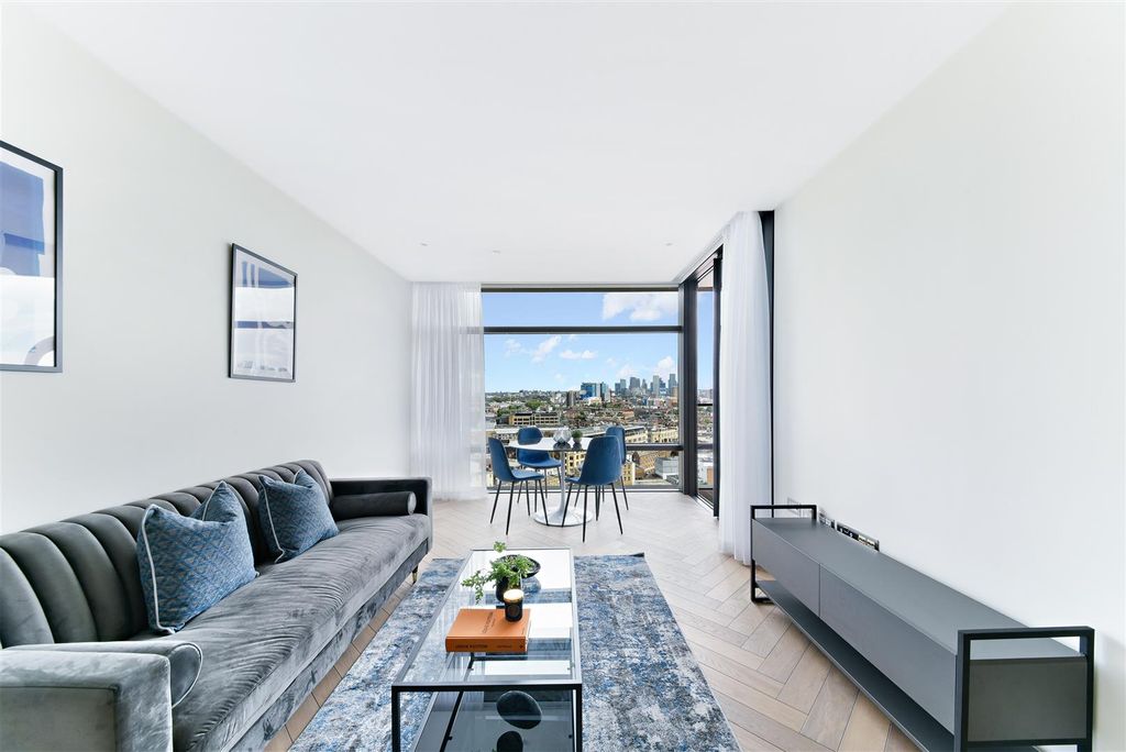 Property photo 1 of 17 Principal Tower, 1507-7.Jpg