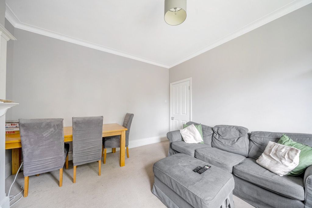 Property photo 2 of 13 Picture No. 10