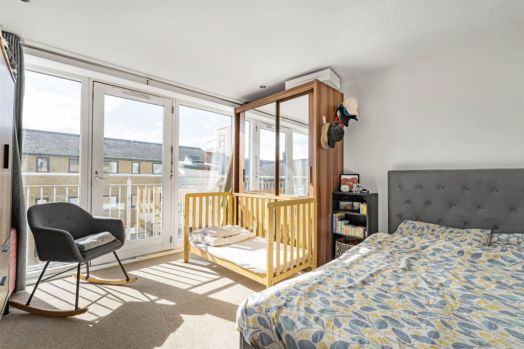 Property photo 1 of 15 Bedroom One