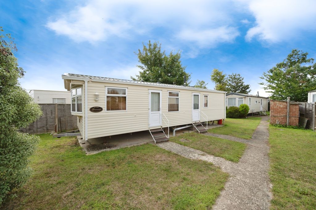 Property photo 3 of 20 Photo