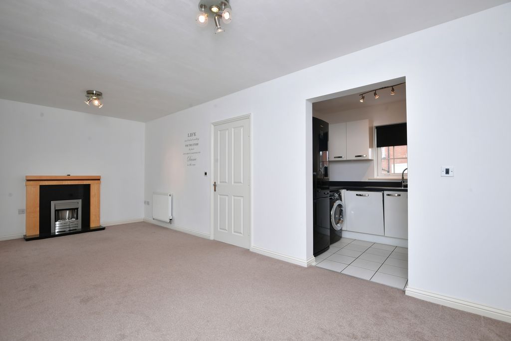 Property photo 3 of 10 Image 2