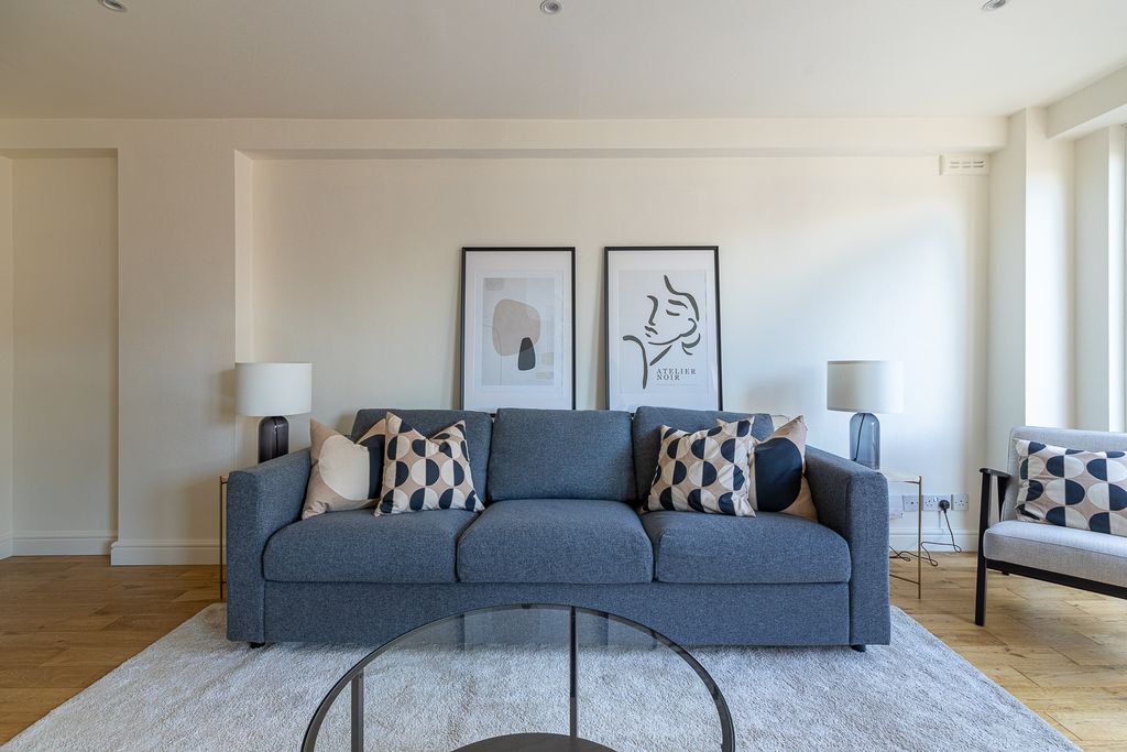 Property photo 2 of 18 Picture 2