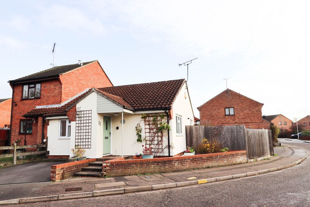 Property photo 1 of 17 Front