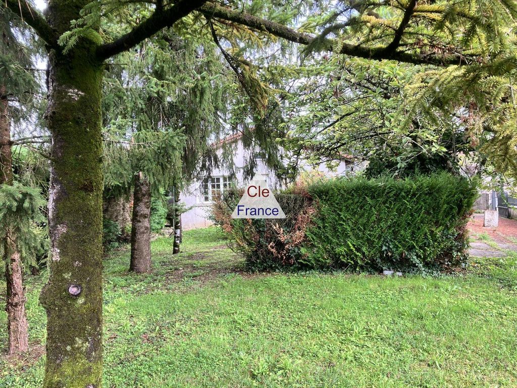 Property photo 2 of 6