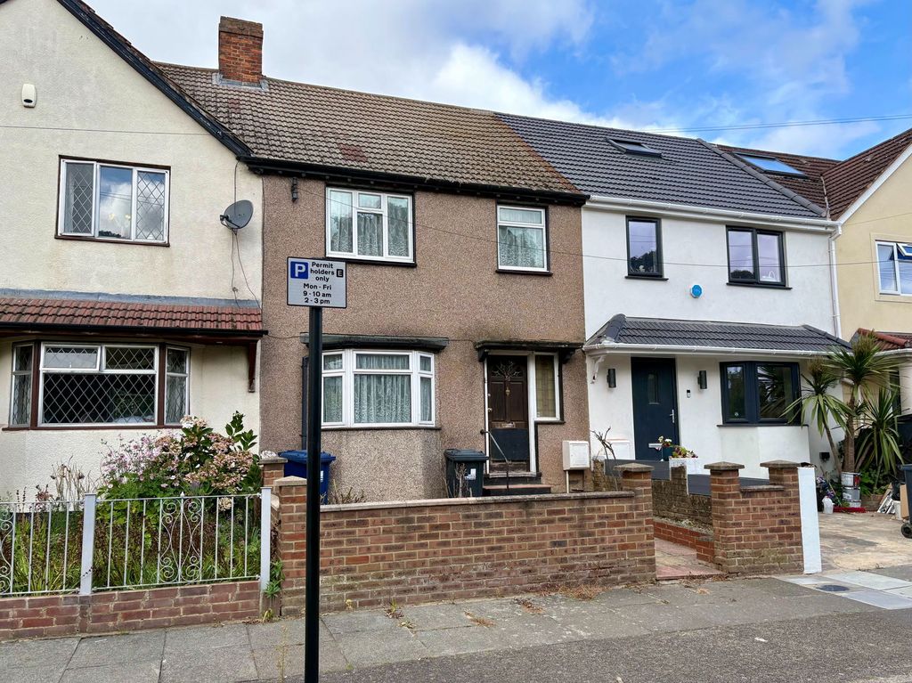 Property photo 1 of 8