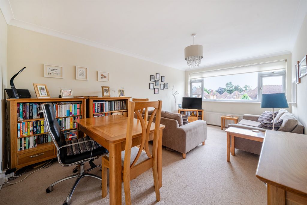 Property photo 3 of 14