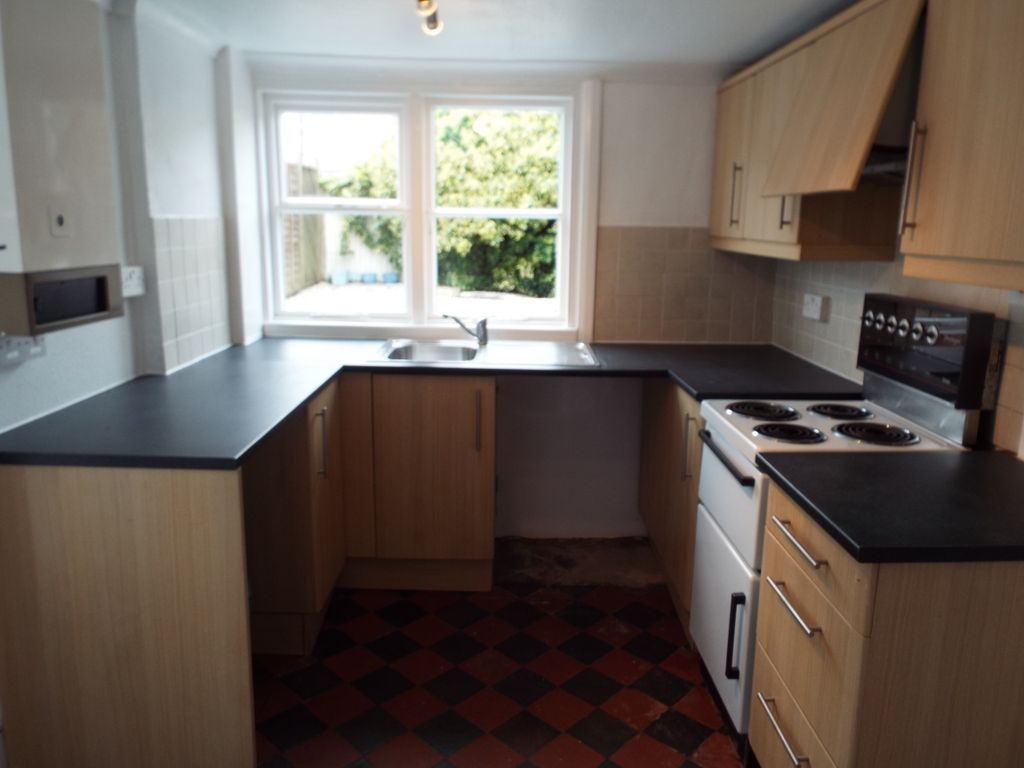 Property photo 3 of 6