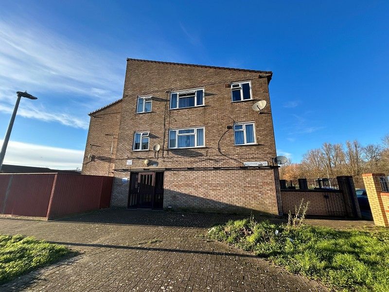 Property photo 2 of 5 2694-Pra12653-2-Raw