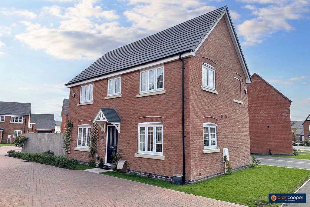 Property photo 1 of 18 3776361