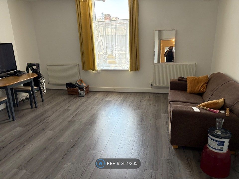 Property photo 2 of 4