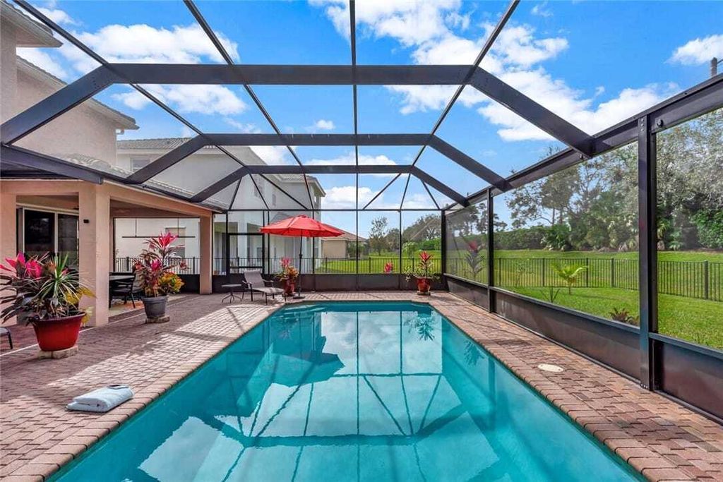 Property photo 1 of 31