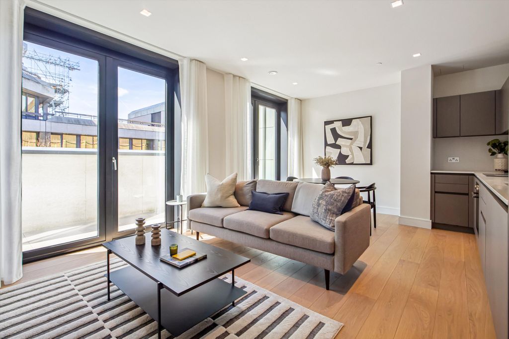 Property photo 1 of 15 Image