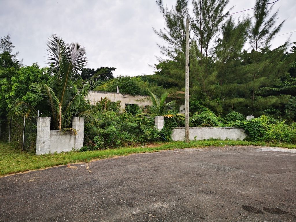 Property photo 1 of 9