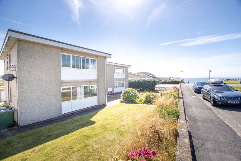 Property photo 1 of 16 1 Holmes Court