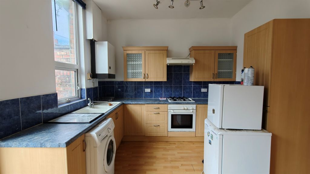 Property photo 3 of 14