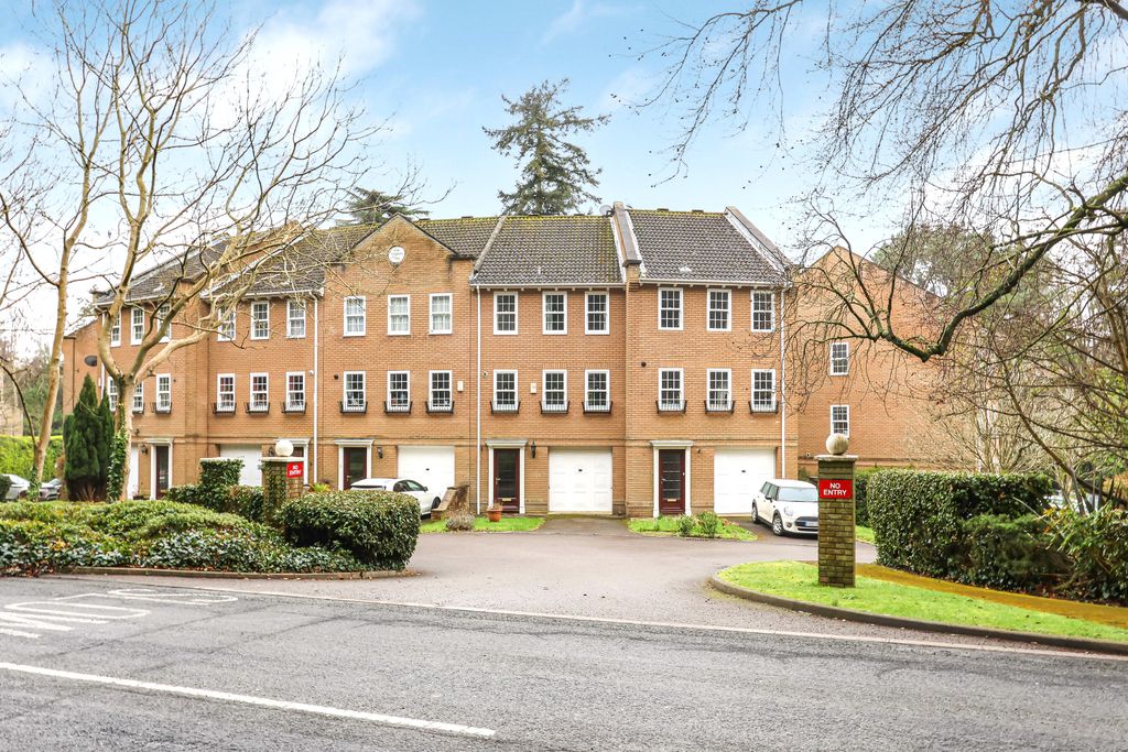 Property photo 1 of 19 333A4978