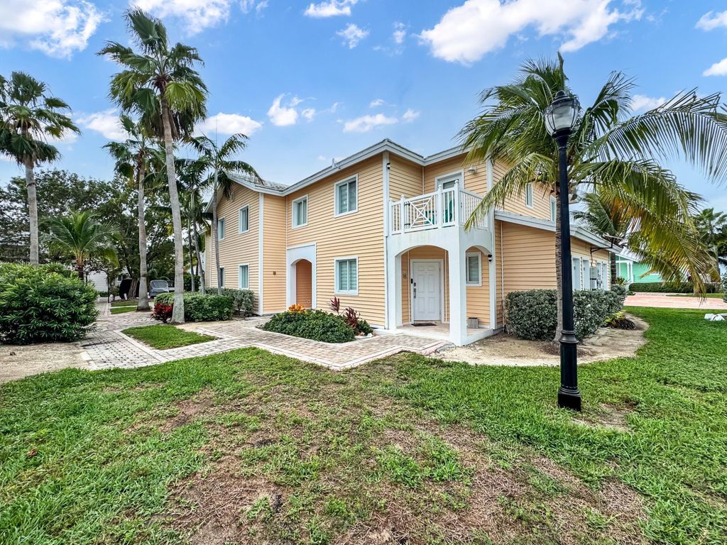 Property photo 1 of 27