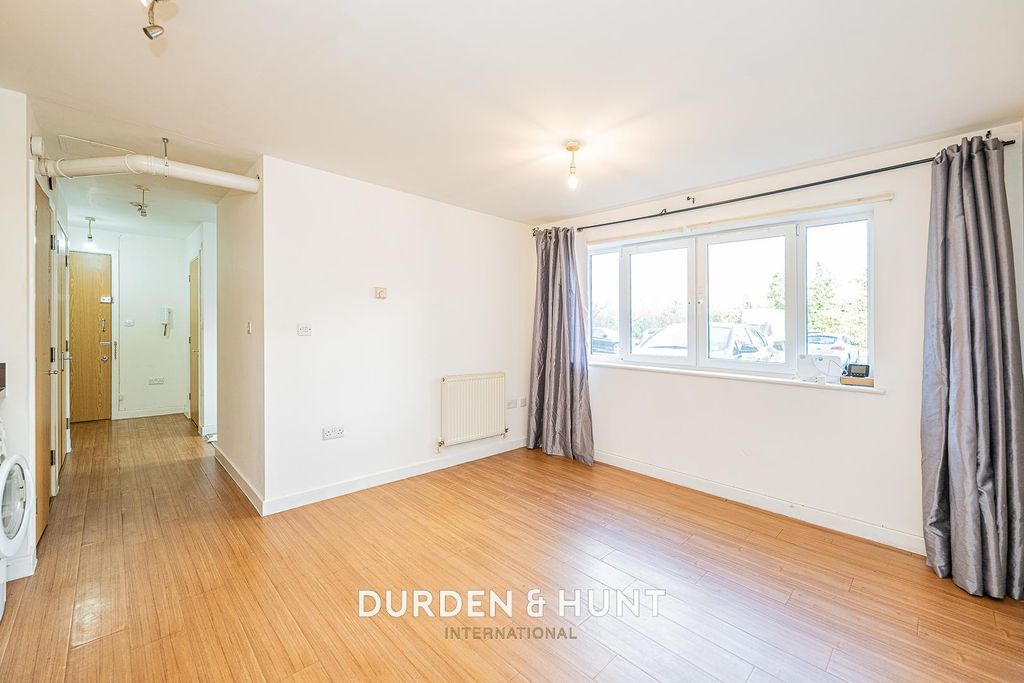 Property photo 2 of 13 Cannock-3.Jpg