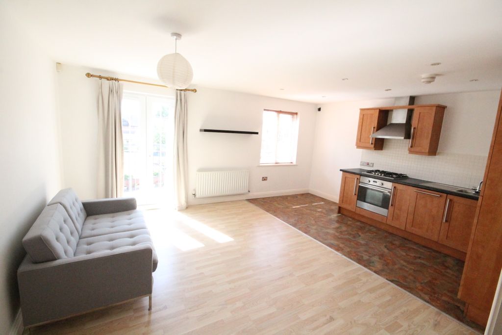 Property photo 3 of 8