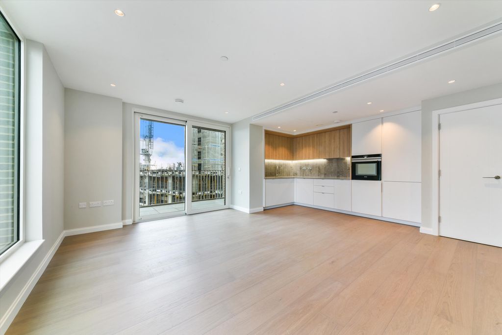 Property photo 1 of 12 Image