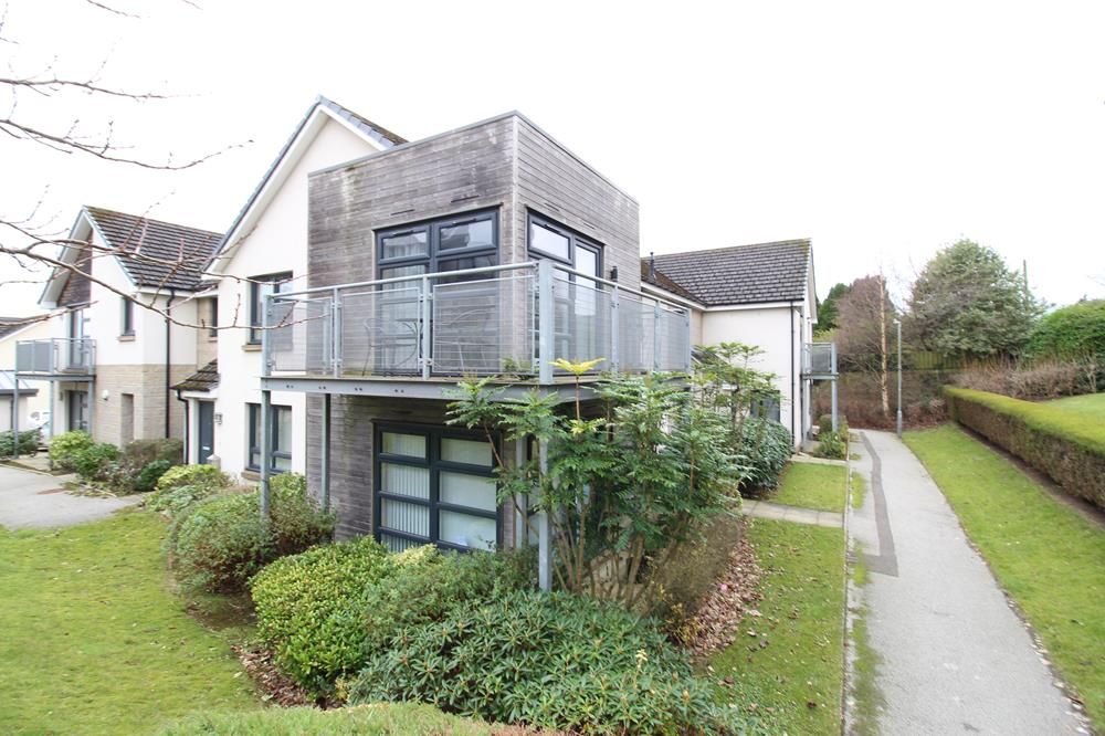 Property photo 2 of 14 External Front