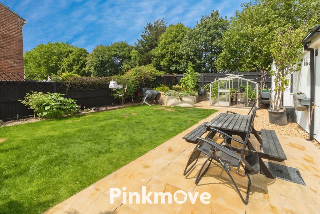 Property photo 3 of 28