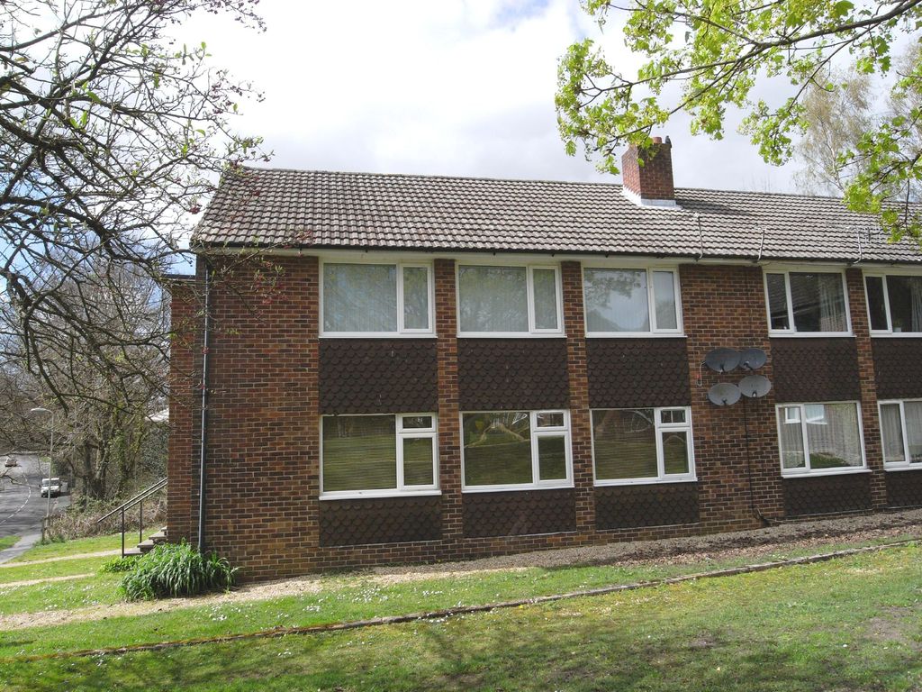 Property photo 1 of 5