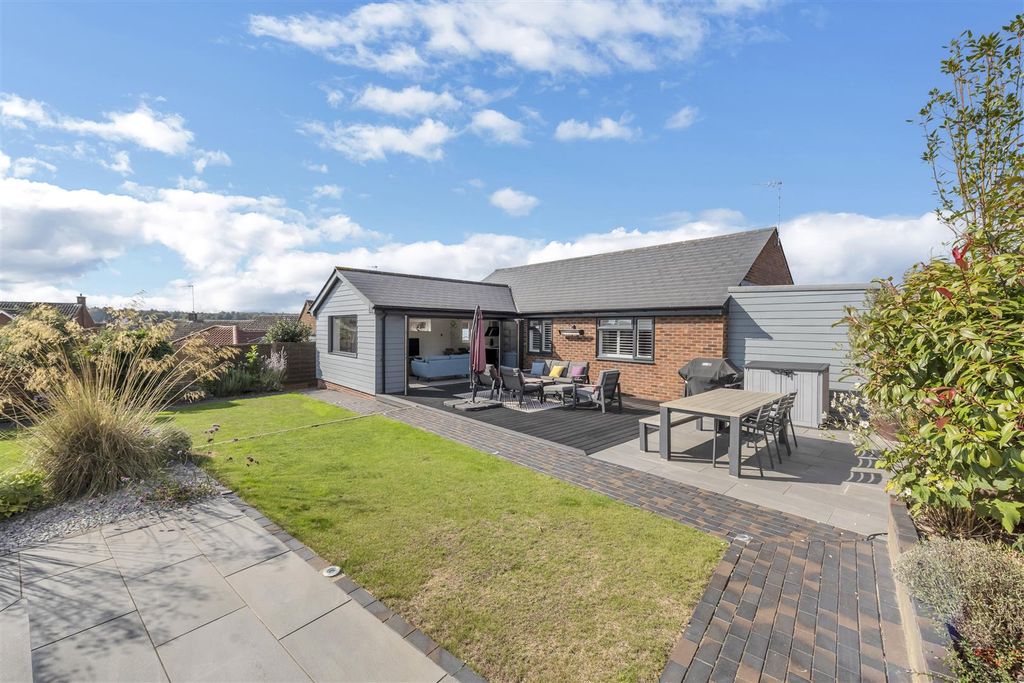 Property photo 1 of 24 Dcp_0570.Jpg