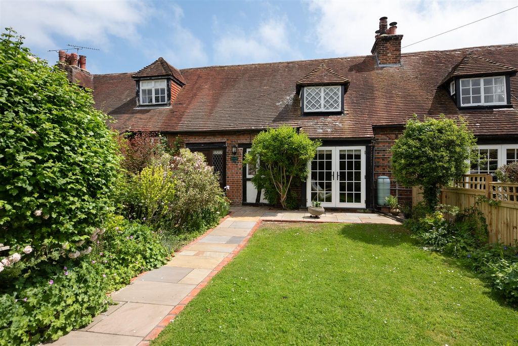 Property photo 1 of 19 The Drove, Chestfield, Whitstable