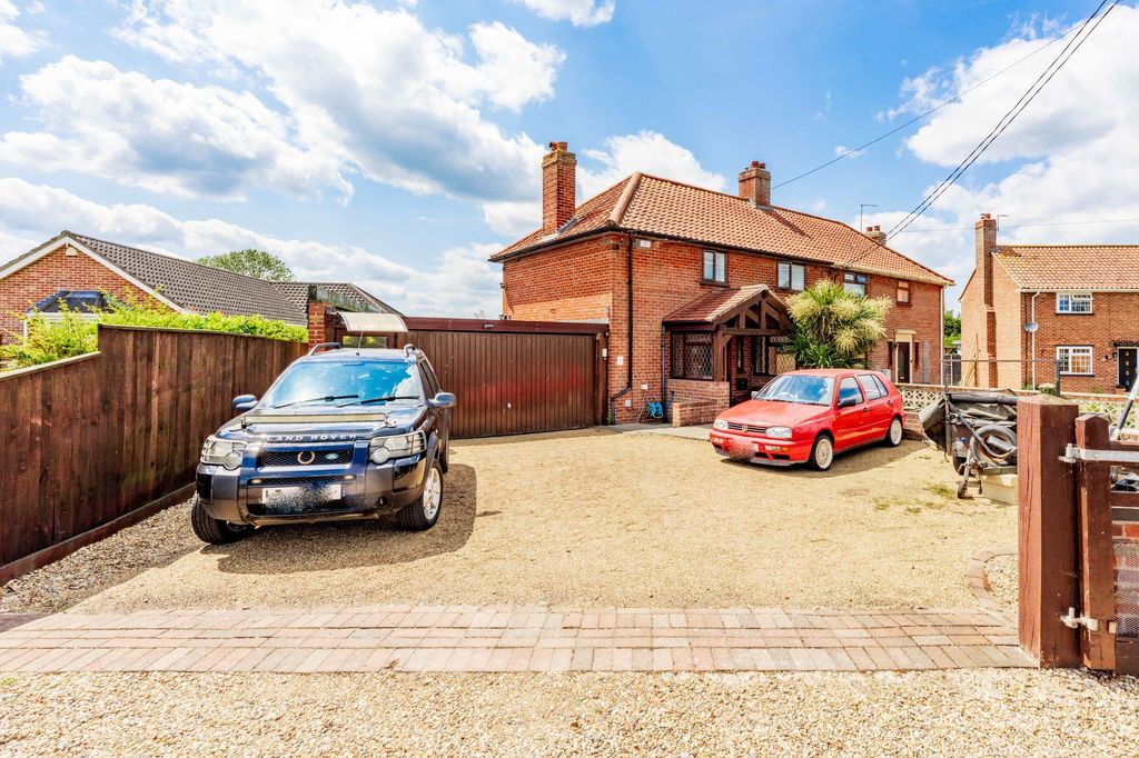 Property photo 1 of 30