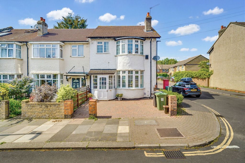 Property photo 1 of 19