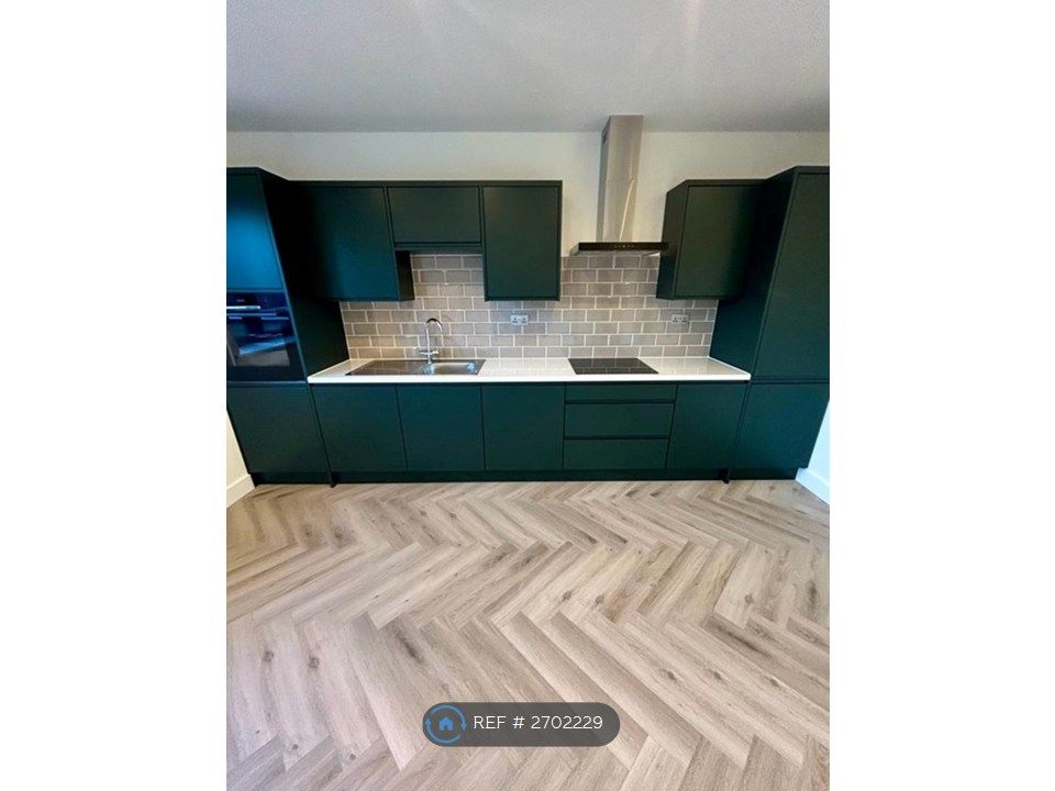 Property photo 1 of 12 Kitchen