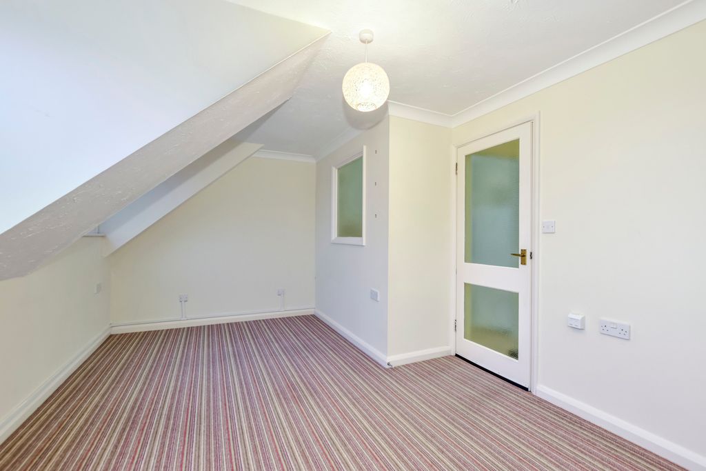 Additional image 8 of 1 bed property for saleThe Crescent, Abbots Langley WD5