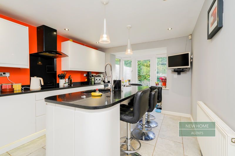 Property photo 2 of 30 Photo 23