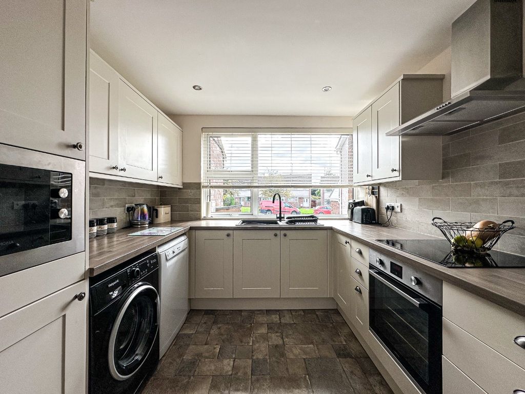Property photo 3 of 20 45568111