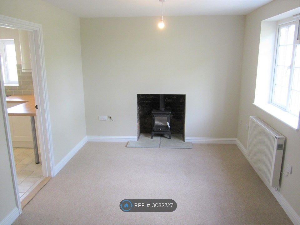 Property photo 2 of 13 Living Room