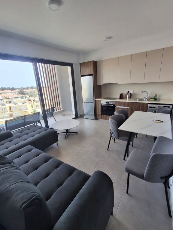 Property photo 2 of 33