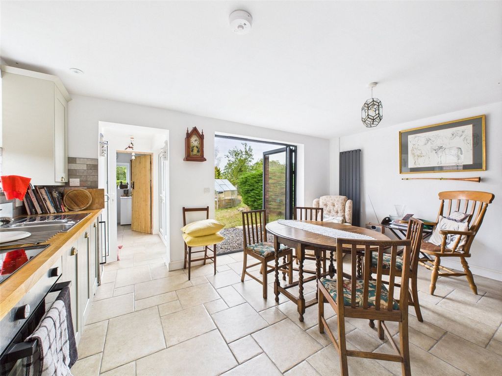 Property photo 3 of 23 Picture No. 35