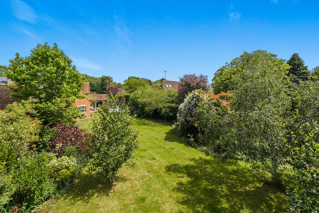 Property photo 2 of 16 Image