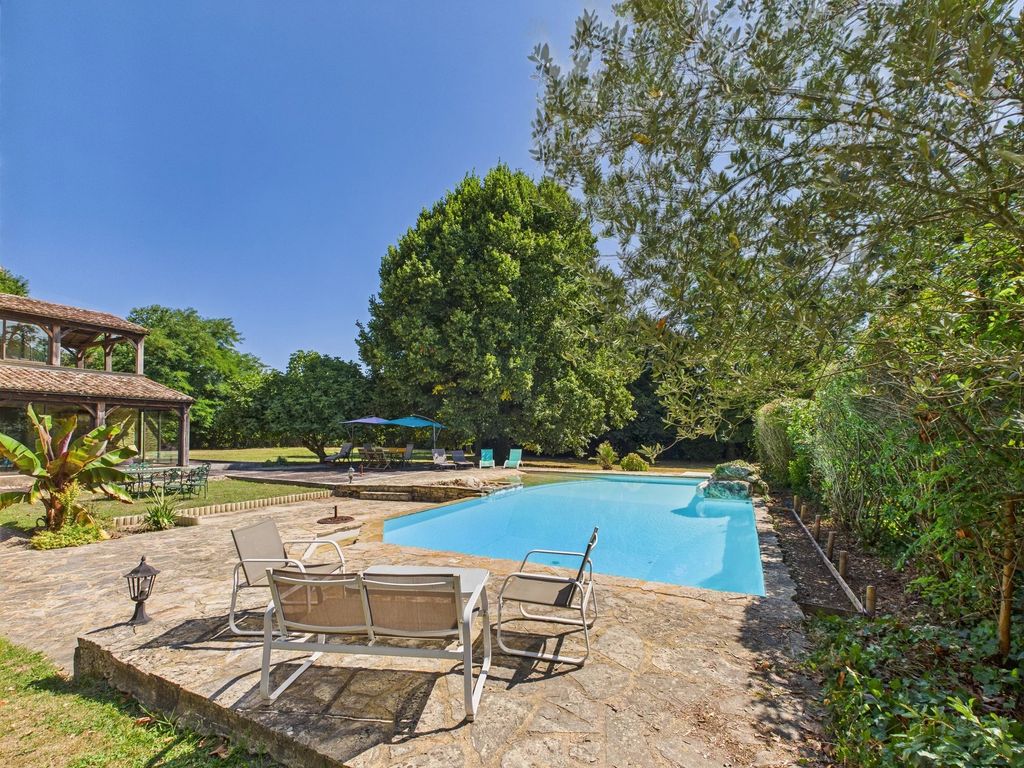 Property photo 2 of 15 8B55B8302d32450Fb1Fe38Ed85d2d4Ff_8488A97E5E_2000-Original
