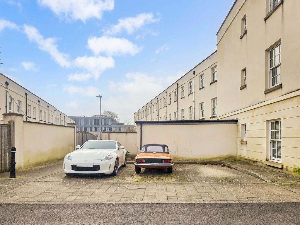 Property photo 3 of 29