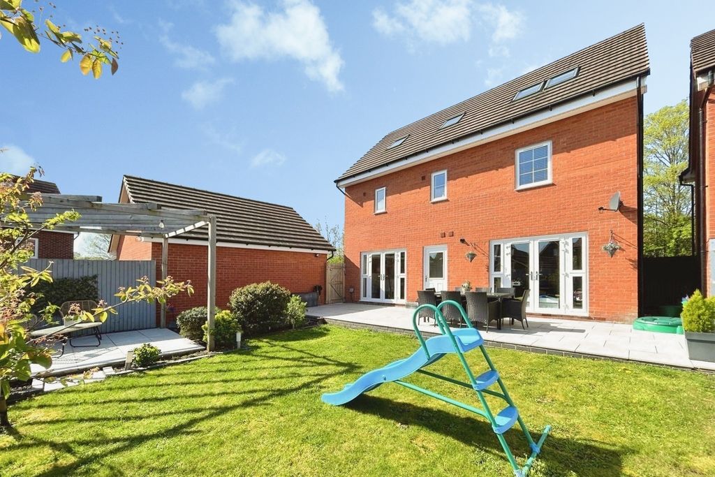 Property photo 3 of 28 Pbox-Img.Jpg