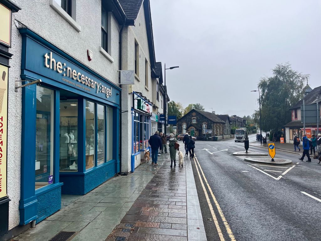 Property photo 3 of 10