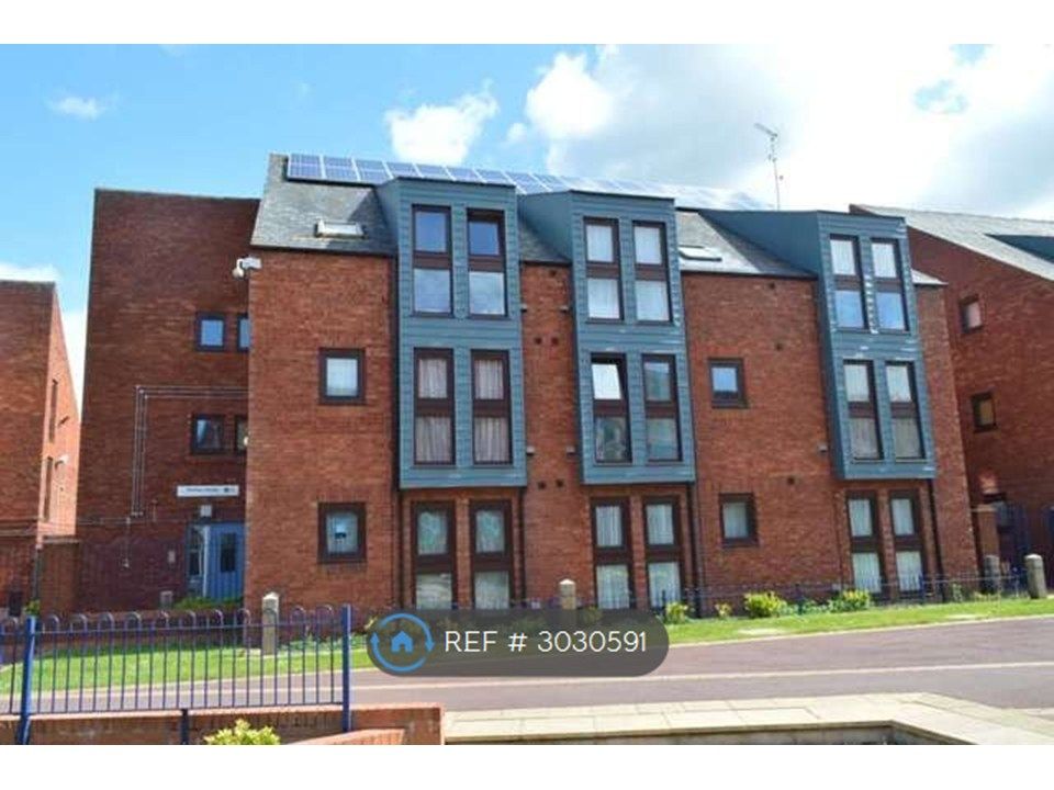 Property photo 1 of 11 2 Bedroom Flat