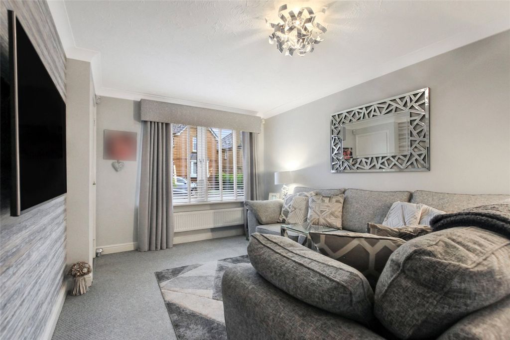 Property photo 2 of 21 Picture No. 02