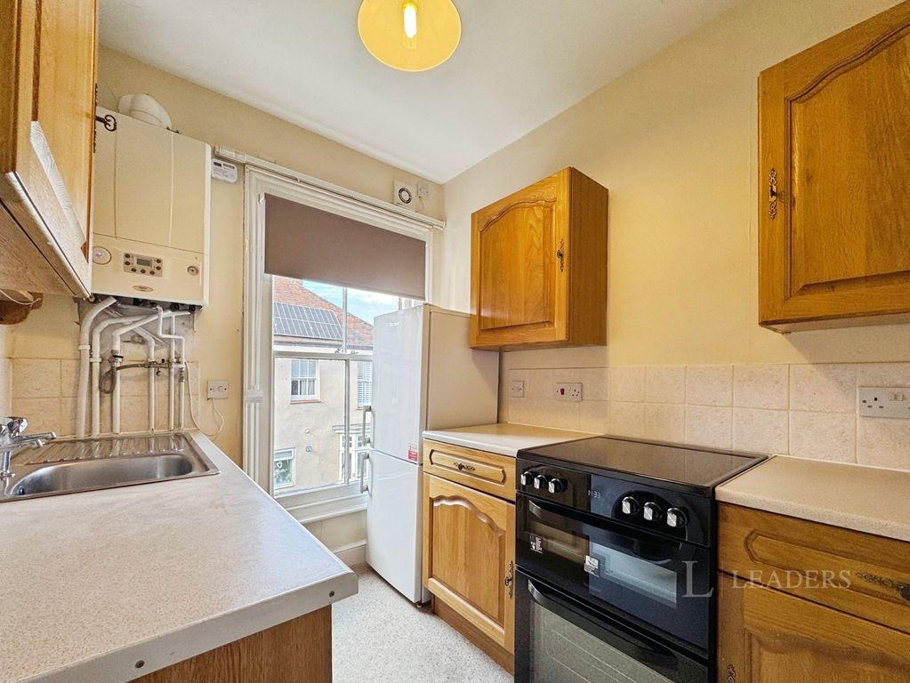 Property photo 2 of 8 Pbox-Img.Jpg