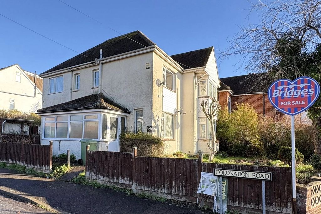 Property photo 1 of 17 Picture No. 14