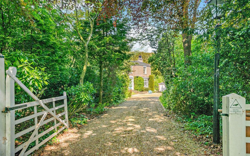 Additional image 20 of 5 bed detached house for saleThe Old Rectory, Barnoldby-Le-Beck, Grimsby, Lincolnshire DN37
