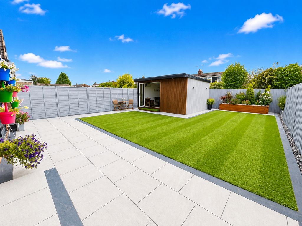 Property photo 2 of 35 Rear Garden