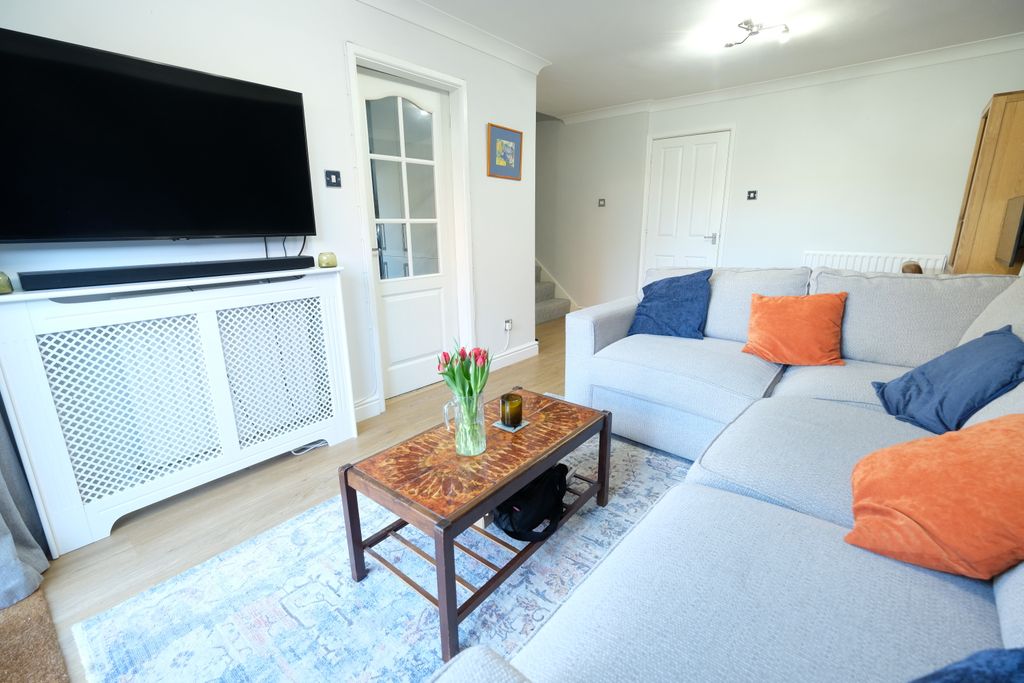 Property photo 2 of 13